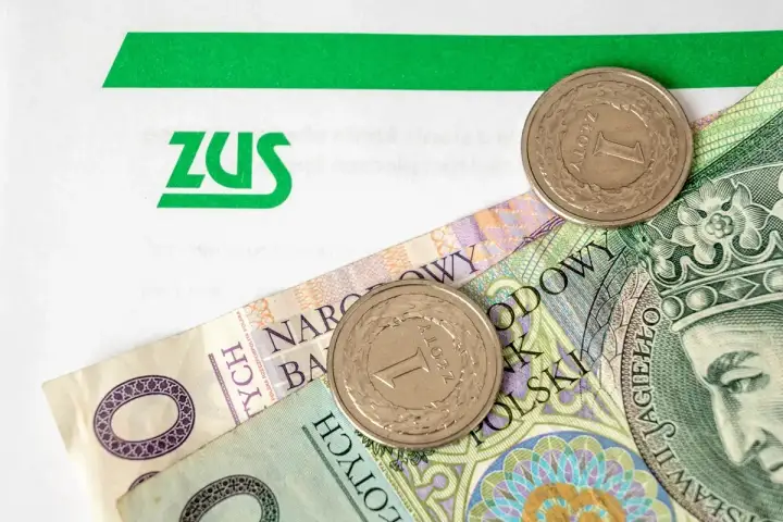 300 plus na wyprawkę szkolną - kto może dostać pieniądze?